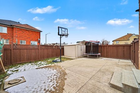 For Lease - 3203 Carabella Way, Mississauga, Ontario - Photo 2