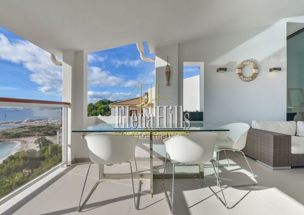 Large reformed apartment with magnificent sea views in front of the Mascarat Beach, Altea, Alicante