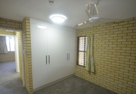 2 BEDROOM UNIT WITH SEA VIEWS - Photo 3