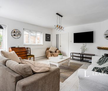 5 bedroom detached to rent East End Lane - Photo 3