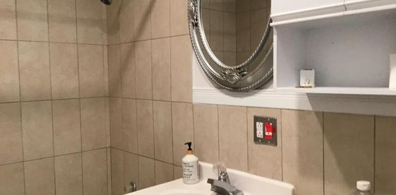 appartement a louer 3 e.etages 4-1/2 non chauffée - Photo 2