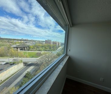 For Lease - 20 Speers Road Unit# 1105, Oakville, Ontario - Photo 6