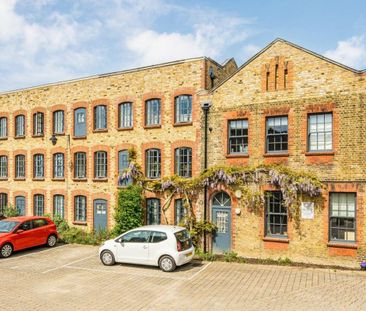 Athelstan Place, TW2, London - Photo 3