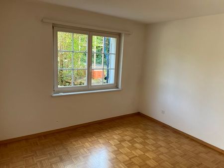 2.5-Zimmerwohnung mit Gartensitzplatz - Foto 3