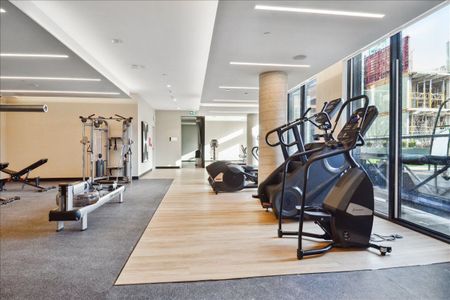 For Lease - 2020 Bathurst Street Unit# 327, Toronto, Ontario - Photo 2