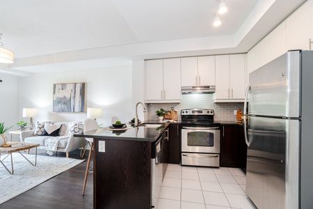 For Lease - 570 Lolita Gardens Unit# 114, Mississauga, Ontario - Photo 3