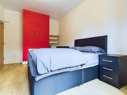 5 bedroom terraced house to rent - Photo 1