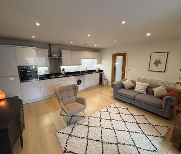 2 Bed Flat, University Road, LE1 - Photo 3