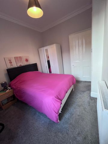 2 Bed Flat, Pirrie Street, EH6 - Photo 5