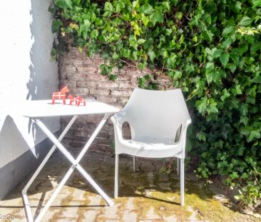 Alt-Marl: Frühstück auf der eigenen Balkonterrasse - und Opa und Om... - Photo 1