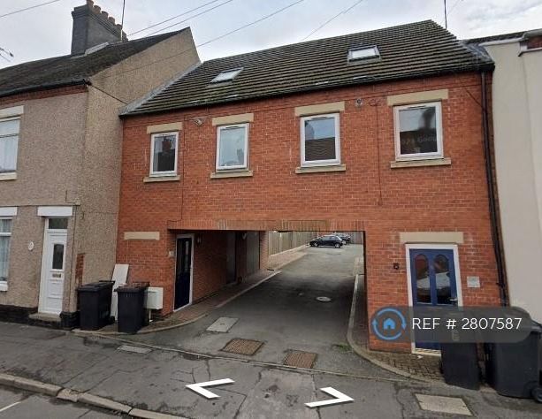 2 bedroom maisonette to rent - Photo 1