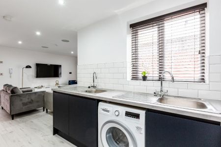 6 bedroom house to rent - Photo 4