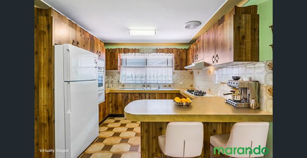 FOUR BEDROOM PROPERTY IN FAIRFIELD - Photo 1