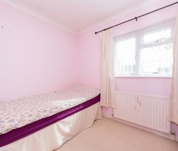 3 bedroom semi-detached house to rent - Photo 6