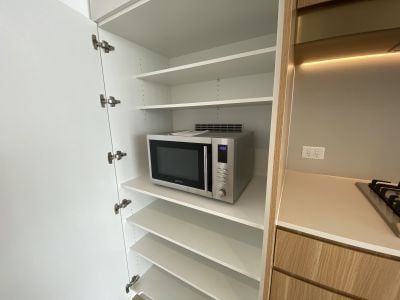 Stylish Living Meets Ultra Convenience - 2 BED - Photo 4