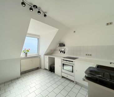 +++Gemütliche Dachgeschosswohnung mit 3 Zimmern+++ - Photo 3