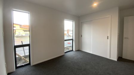 27 Kamahi Place, Paraparaumu - Photo 2