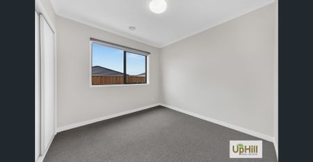 For Rent — Brand New Modern 4-Bedroom Family Home 7 Monstera Street, Clyde North VIC 3978 - Photo 4