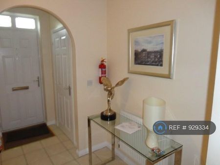 1 bedroom in a house share to rent - Photo 5