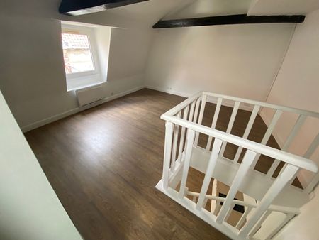 T2 duplex de 33.23 m², rue Pierre Legrand, FIVES réf 5890 - Photo 5