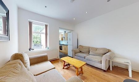 5 bedroom house to rent - Photo 2