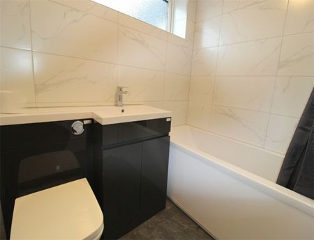 1 Bedroom Apartment To Let - Photo 5