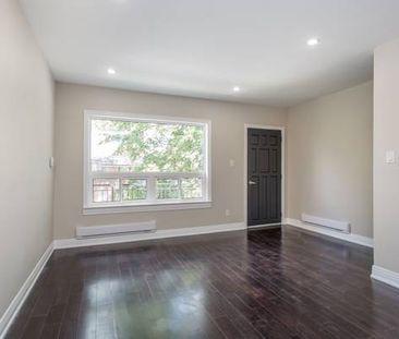 Two Bedroom – Trinity Bellwood’s and Queen St West - Photo 3