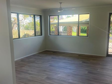 4 Hydranger Court, Beaconsfield - Photo 2