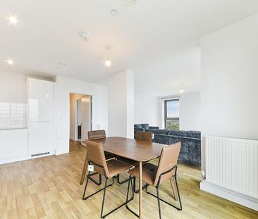 3 bedroom apartment to rent - Photo 1