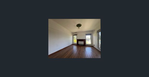 Neat and Comfortable Home in South Shepparton - Photo 1