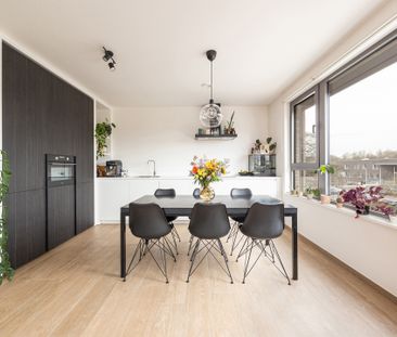 Recent 2-slaapkamerappartement met terras en autostaanplaats - Photo 4