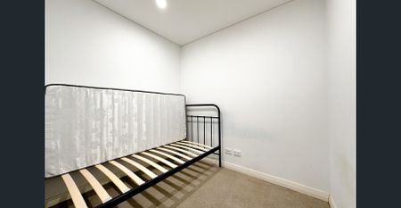 Modern One-Bedroom + Study Apartment with Balcony for Rent in Prime Ryde Location - Photo 3