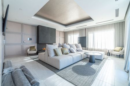 For Lease - 3265 Carding Mill Trail Unit# 421, Oakville, Ontario - Photo 2