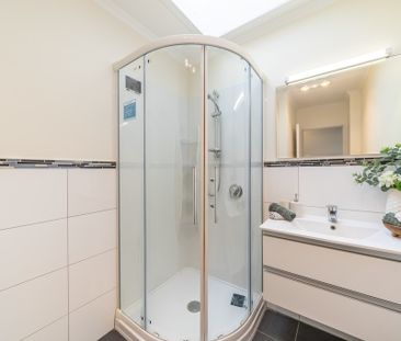 CENTRAL HUTT - Photo 3