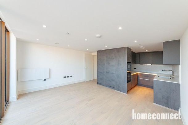 3 bedroom flat to rent - Photo 1