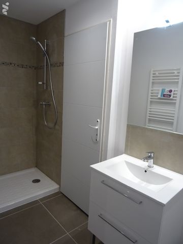 Un appart 93m2 au 2ème étage + terrasse - Photo 4