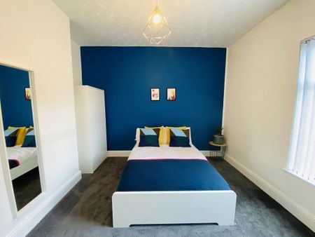 3 bedroom terraced house to rent - Photo 4