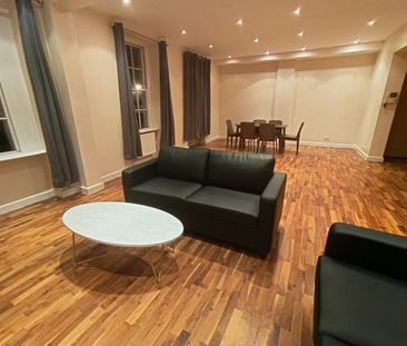 3 Bed Terraced House, The White House, BS1 - Photo 1