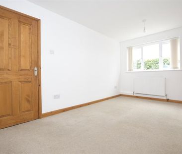 Hillview Lane, Twyning, Tewkesbury, Gloucestershire, GL20 - Photo 1