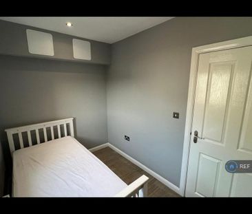 2 bedroom maisonette to rent - Photo 6