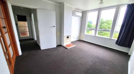 3 bedrooms on Talbot St - Photo 3