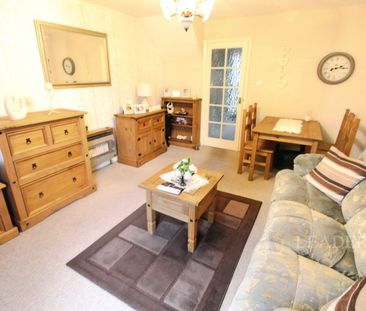 2 bedroom house to rent Evergreen Way, Luton, Bedfordshire, LU3 - Photo 2