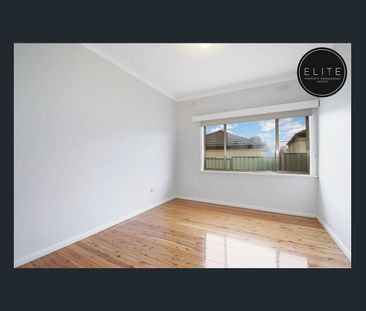 STYLISH TWO BEDROOM UNIT - Photo 3