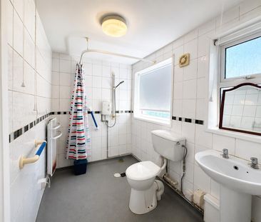 Holland Road, Westcliff-On-Sea SS0, London - Photo 4