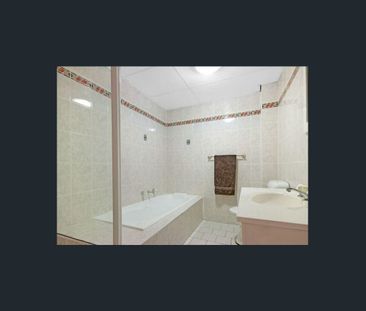 RENOVATED UNIT!! - Photo 5