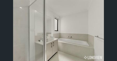 Modern Living in Clyde North – Convenience Meets Lifestyle - Photo 4