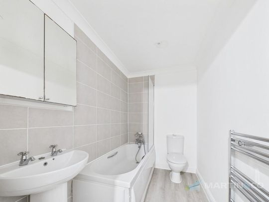 2 bedroom flat to rent - Photo 1