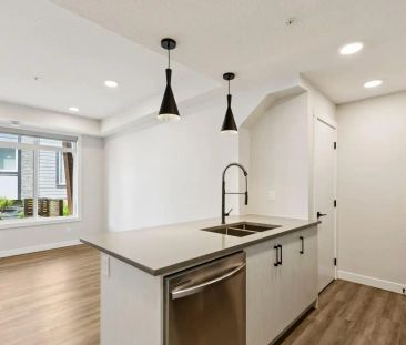 Livingston Townhomes — 2 bedroom, 1 bathroom and garage - Photo 5
