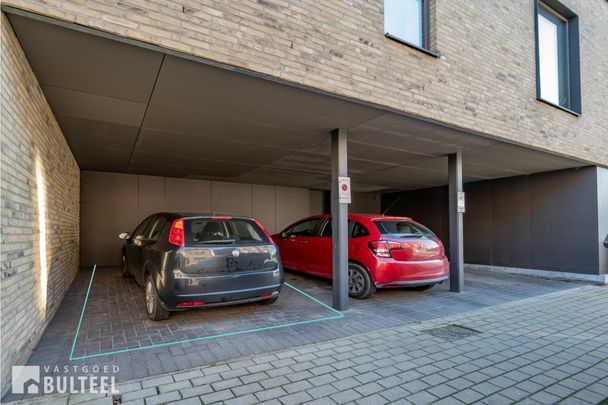 Recent appartement met 2 slaapkamers en autostaanplaats. - Photo 1