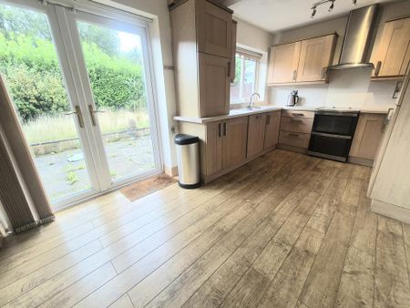 3 bedroom bungalow to rent - Photo 5